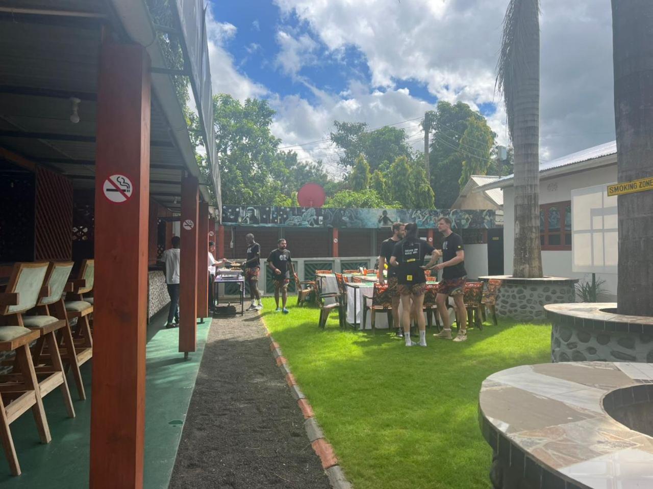 Kilimanjaro Trekcity Hostel موشي المظهر الخارجي الصورة